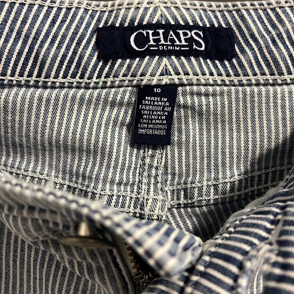 R.L. CHAPS MADDEN CAPRI JEANS (10) - Picture 4 of 14